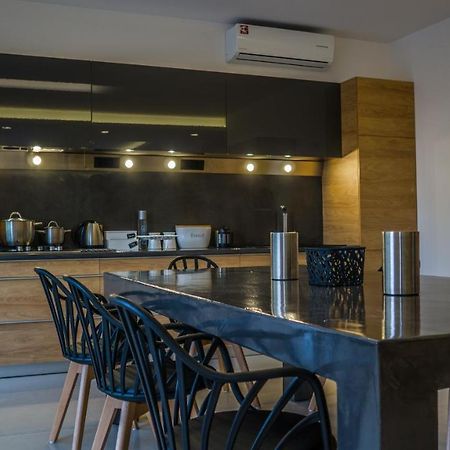 Heraklion Airport Family Lux Apartment Екстер'єр фото