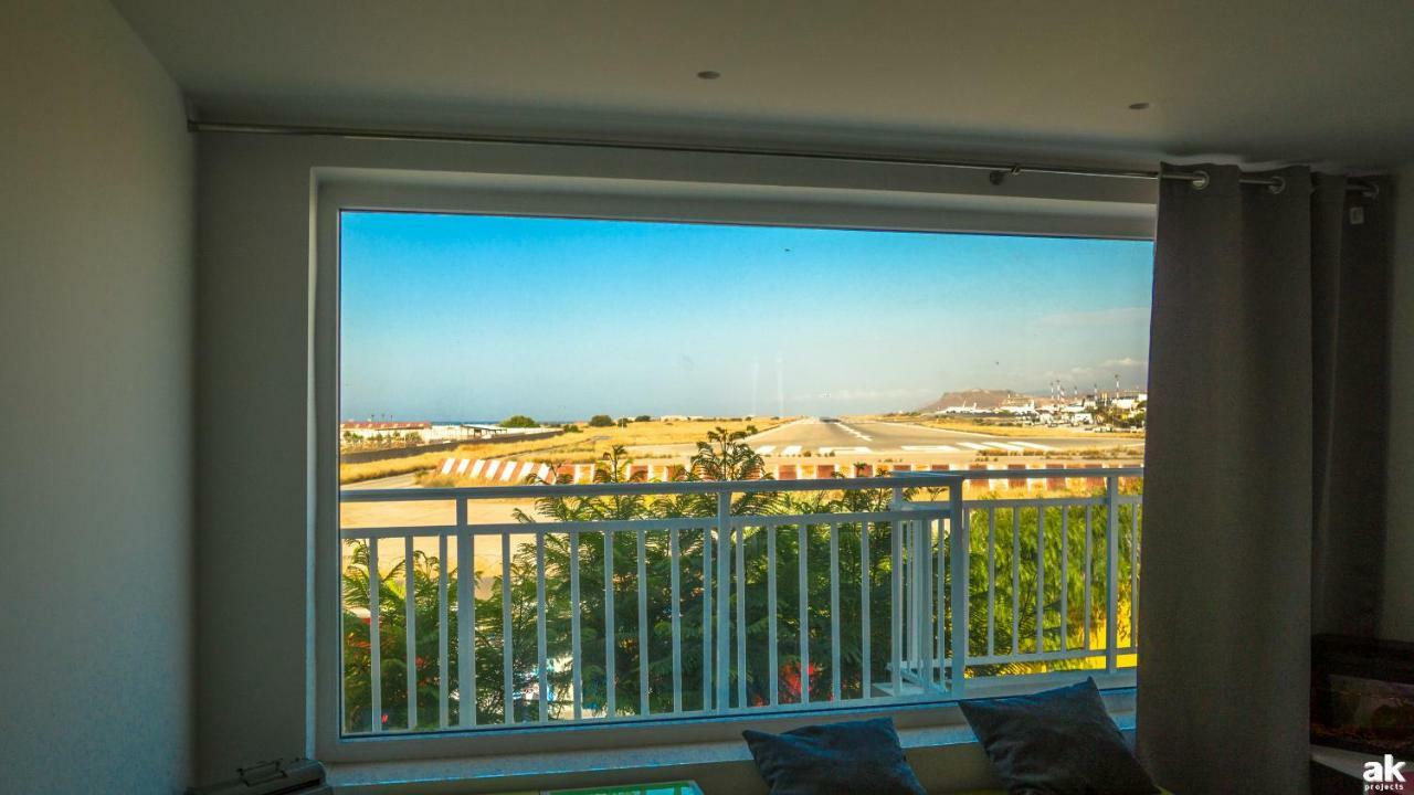 Heraklion Airport Family Lux Apartment Екстер'єр фото