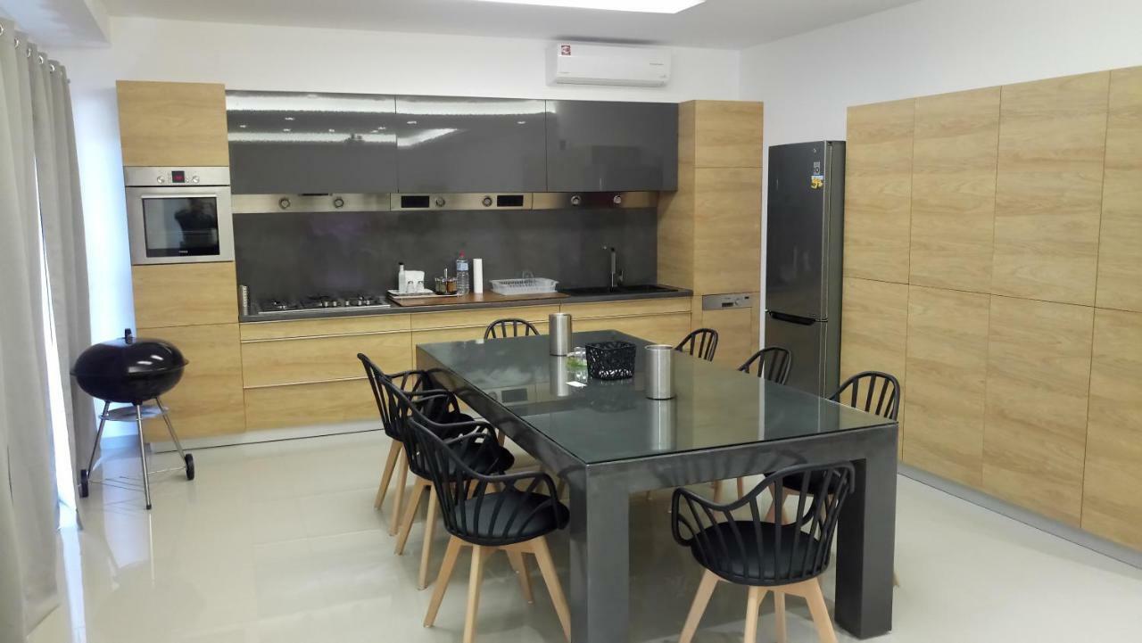 Heraklion Airport Family Lux Apartment Екстер'єр фото