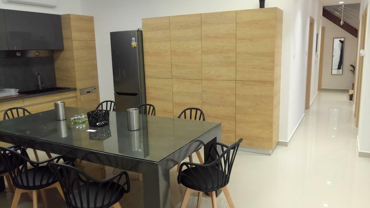 Heraklion Airport Family Lux Apartment Екстер'єр фото