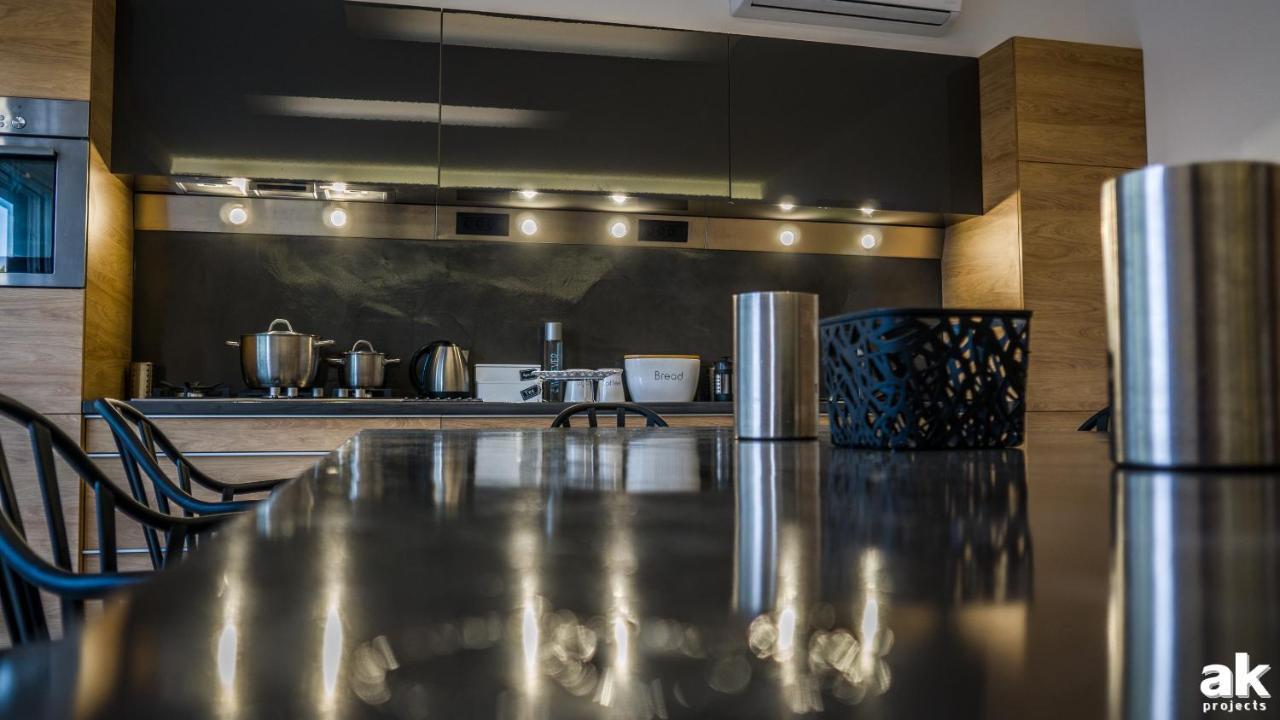 Heraklion Airport Family Lux Apartment Екстер'єр фото