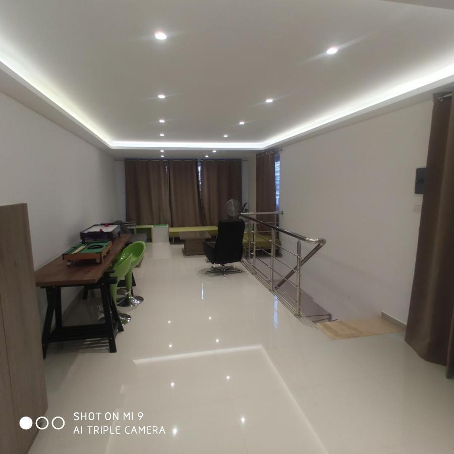 Heraklion Airport Family Lux Apartment Екстер'єр фото