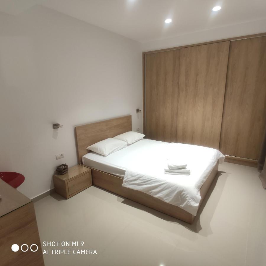Heraklion Airport Family Lux Apartment Екстер'єр фото